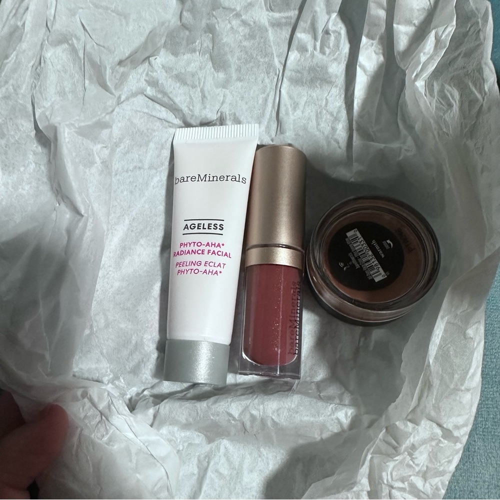 Bare Minerals 3 Piece Lip and makeup Set - Picture 2 of 8
